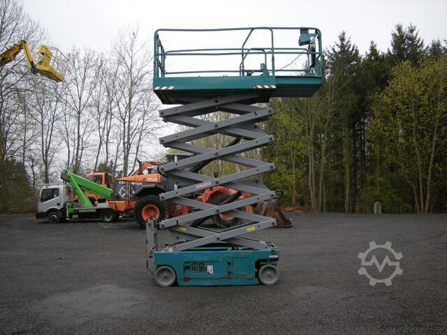 šķērveida pacēlājs Genie GS 4047