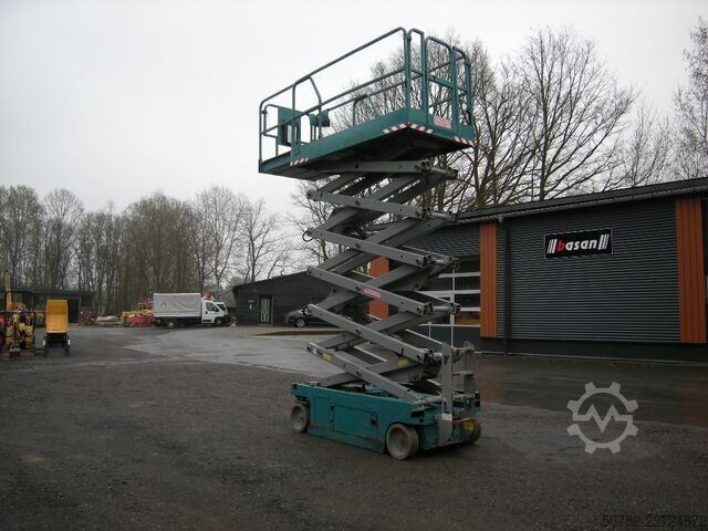 šķērveida pacēlājs Genie GS 4047