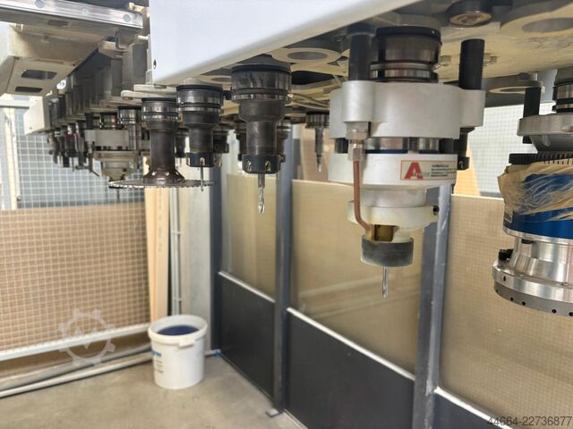 обрабатывающий центр HOMAG BOF 211/40/F/R Profiline