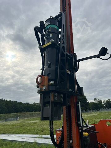 Hincador de pilotes Gayk HRE 4000 WS GPS