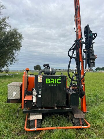 Hincador de pilotes Gayk HRE 4000 WS GPS
