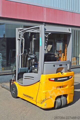 Xe nâng Jungheinrich EFG 216k