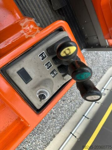 VS-22450 LPG Triplex forklift BT 5510mm with sideshift BT CBG18