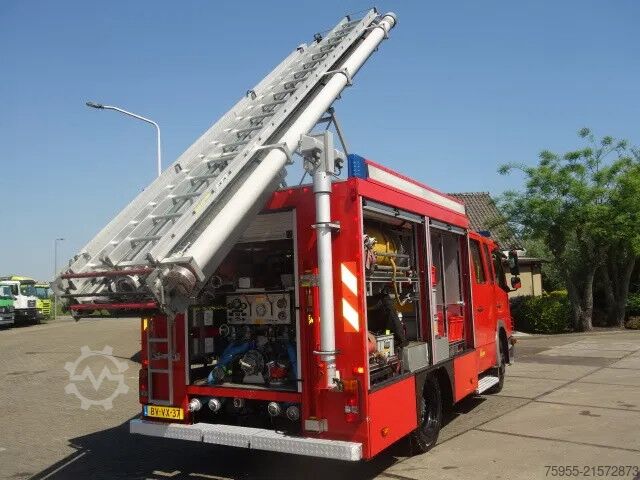 รถดับเพลิง Mercedes-Benz Atego 1326 ziegler pump