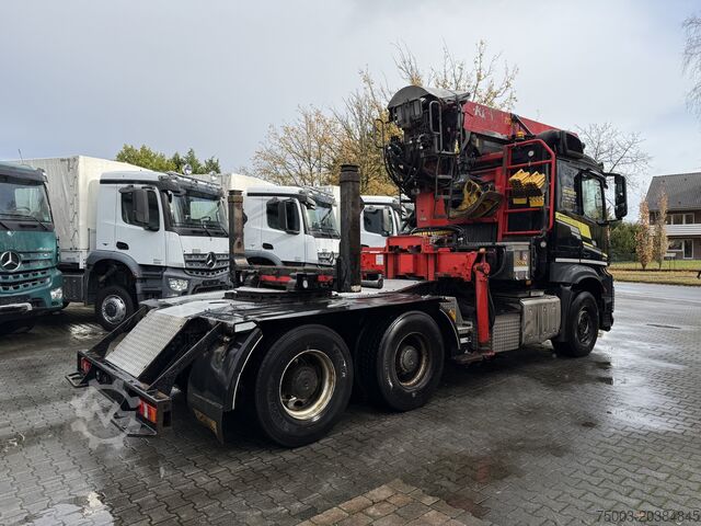 Φορτηγό μεταφοράς ξυλείας Kran Kesla 2124L