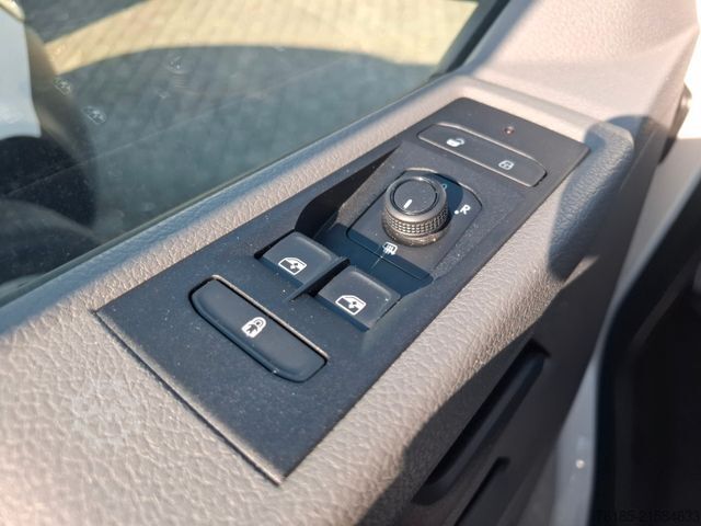 مینی‌بوس VOLKSWAGEN T6.1 9-Sitzer-Stoff  1. Hand Klima