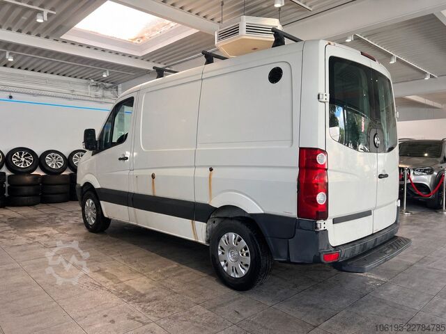 Xe van thùng kín VW Crafter TDI *Sortimo Regale*