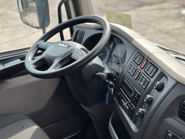 Skraldevogn DAF LF250 FA 4x2 Hutton  Papierschredder