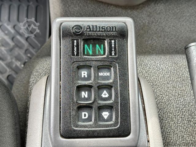 Skraldevogn DAF LF250 FA 4x2 Hutton  Papierschredder