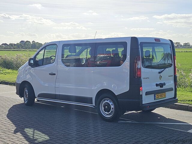 Transporte de passageiros RENAULT TRAFIC 1.6 DCI L1H1 Kombi 8-Pers AC