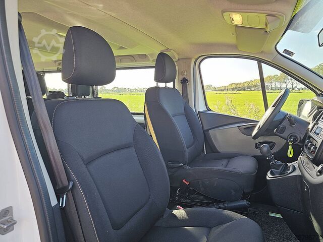 Transporte de passageiros RENAULT TRAFIC 1.6 DCI L1H1 Kombi 8-Pers AC