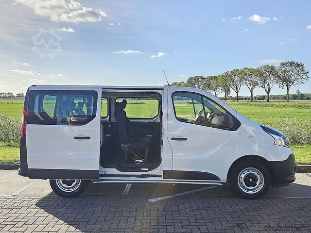 Transporte de passageiros RENAULT TRAFIC 1.6 DCI L1H1 Kombi 8-Pers AC