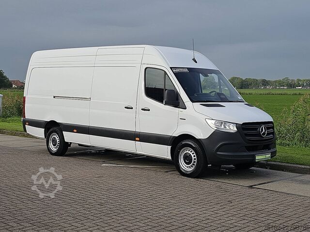 Gerabak stesen bumbung tinggi MERCEDES-BENZ ESPRINTER L3H2 81 kWh AC/DC