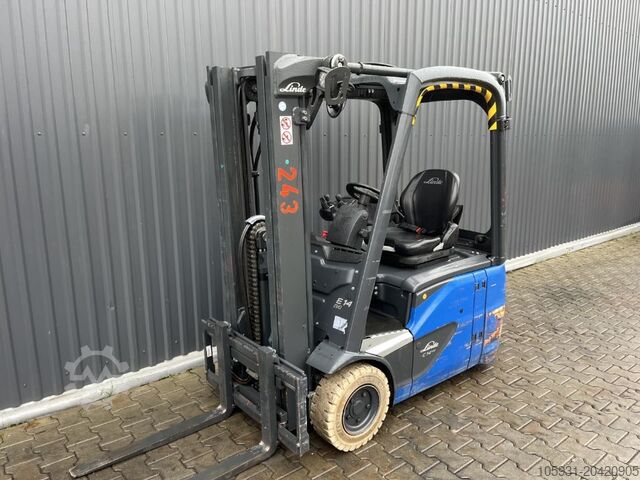 Rafknúinn þriggja hjól lyftara Linde E14-02