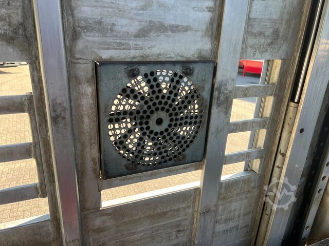 Transporte de gado Pezzaioli 1/2/3 Livestock Type 2 Perfect condition