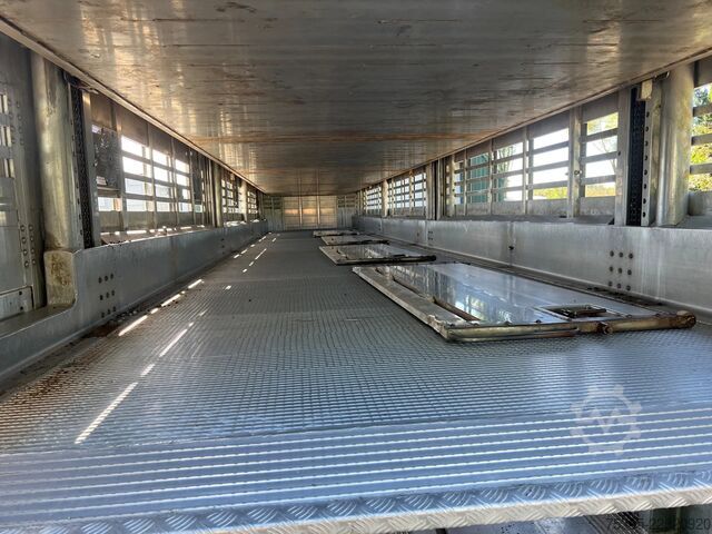 Transporte de gado Pezzaioli 1/2/3 Livestock Type 2 Perfect condition