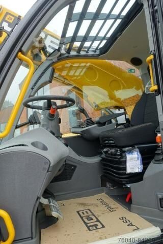Telehandler JCB 542/70 Xtra Powershift 6 vitesses 40 K