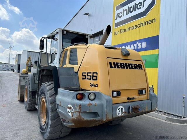  Liebherr L556