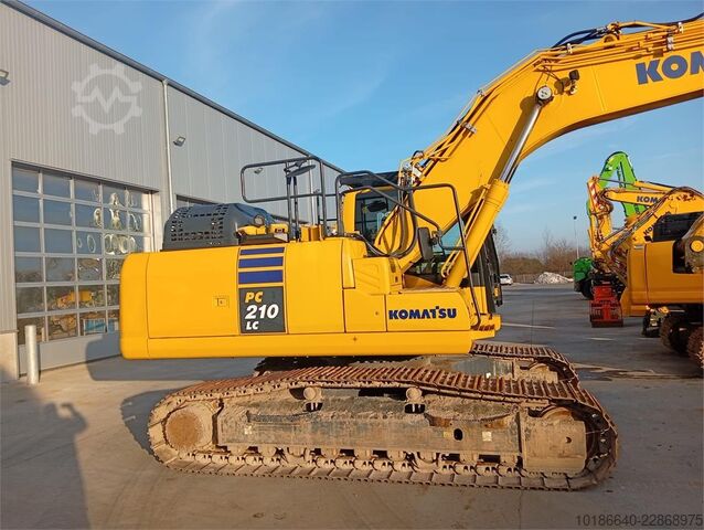  Komatsu PC210LC-11E0