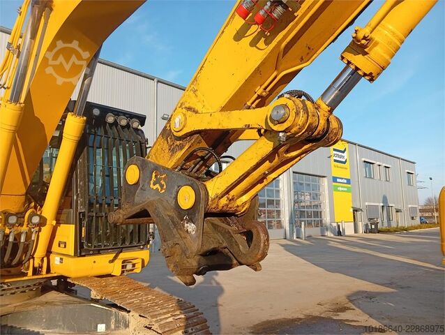  Komatsu PC210LC-11E0