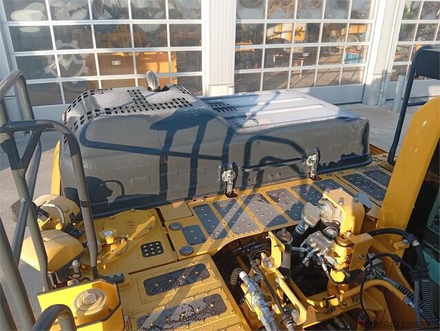 Komatsu PC210LC-11E0