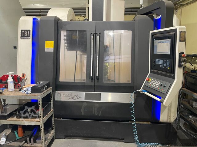 Vertikalni cnc obradni centar TBI VC 1060 Smart Mill New Line