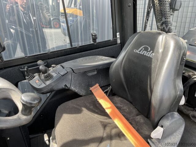 Stivuitoare GPL Linde H25T-02