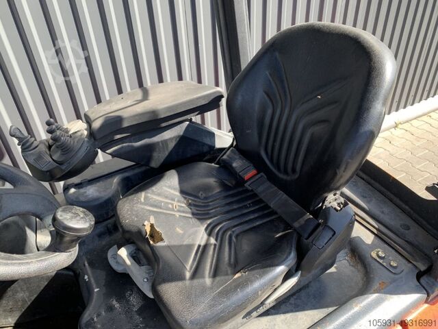 Carretilla eléctrica de 3 ruedas Linde E14-01