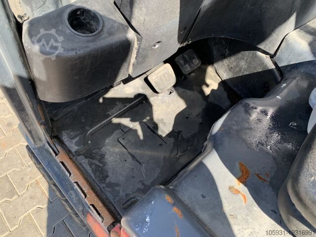 Carretilla eléctrica de 3 ruedas Linde E14-01