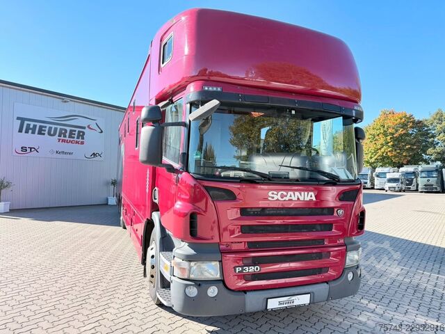 Kamion për transport bagëtish SCANIA P320 EHC Aufbau 6-7 Pferde Wohnung