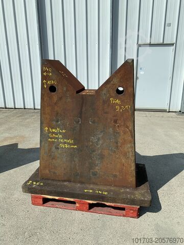 2 V-образные опоры из чугуна Supports en V en fonte