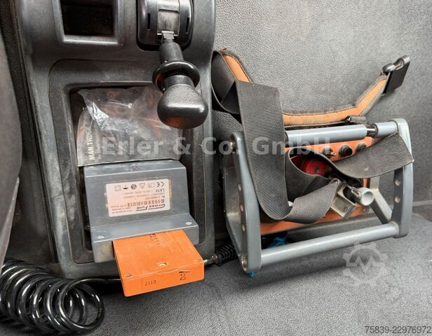 Цистерна камион за вакуум MAN 33.440 TGS 6x4, MTS Saugbagger