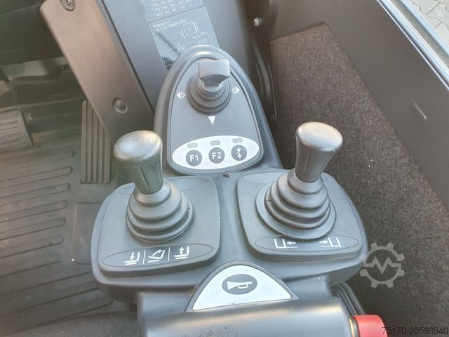 फ्रंट लोडर फोर्कलिफ्ट STILL RX70-35 / Triplex: 4.80m / nur 2.876h! / Klima