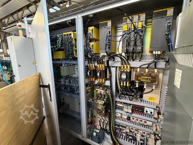 Centru de prelucrare orizontal Mori Seiki SH-403