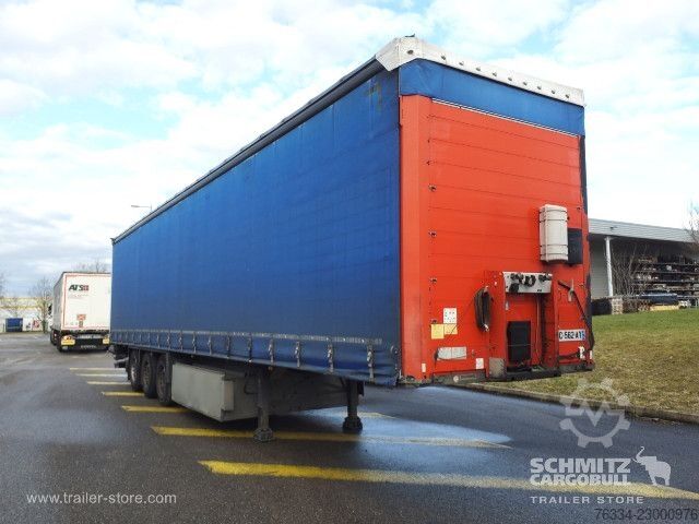 Semirimorchio con telone Schmitz Cargobull Semitrailer Curtainsider Standard Hayon
