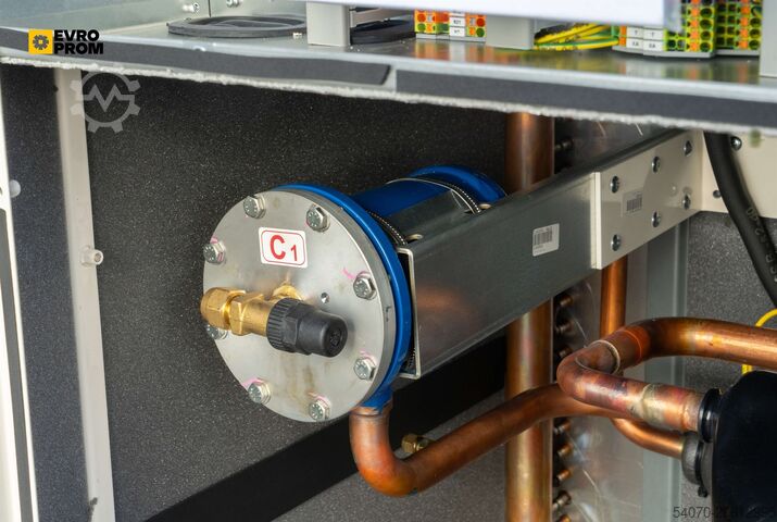 Enfriador New Aircooled chiller CLIVET WSAT XEE 402 101 KW. 2025 yom