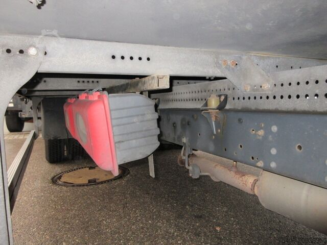 帘式货车 iveco Daily 72-180 Hi-Matic Koffer 6,05 m LBW