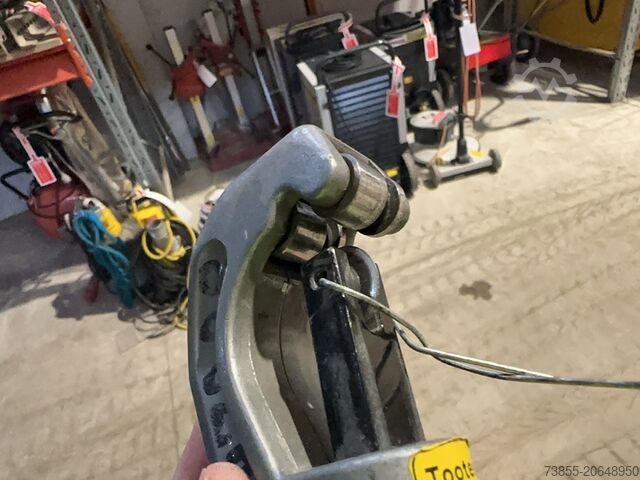 Majhna oprema HENCO WHEEL CUTTER FOR PIPES Pipe cutter, rotatable