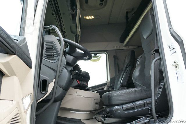 标准牵引车头 DAF XG 530 FT 4x2, Intarder, 2x Tank, Standklima