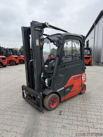 Elektrický 4kolový vysokozdvižný vozík Linde E16P-02