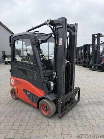 Elektrický 4kolový vysokozdvižný vozík Linde E16P-02