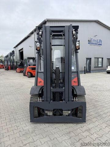 Ashensorë motorësh me naftë Linde H40D-02