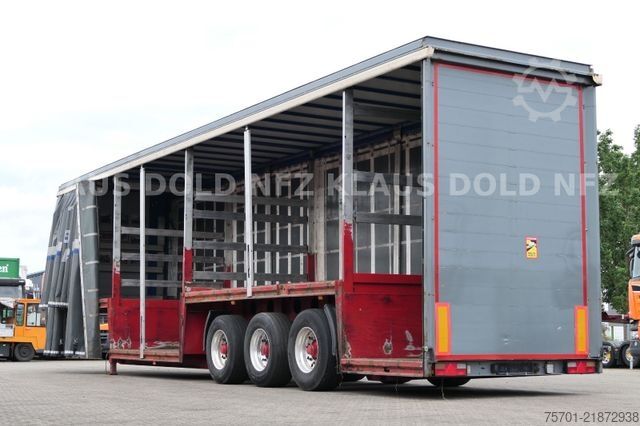 Dzērienu puspiekabe KEMPF SPG34/3 Getränke Curtainsider Schiebeplane