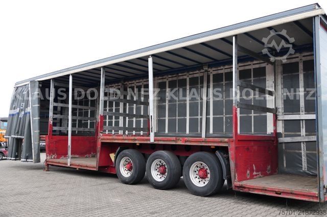 Dzērienu puspiekabe KEMPF SPG34/3 Getränke Curtainsider Schiebeplane
