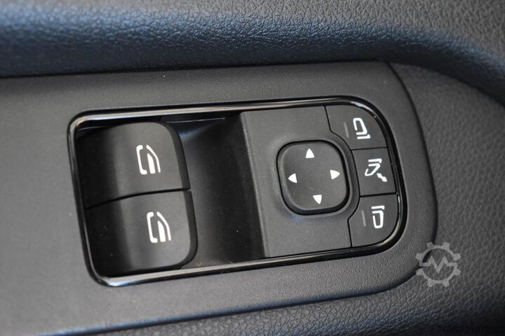 Kaubik MERCEDES-BENZ Sprinter 316 CDI 4x4 7 G-Tronic Mixto L2H2 Navi