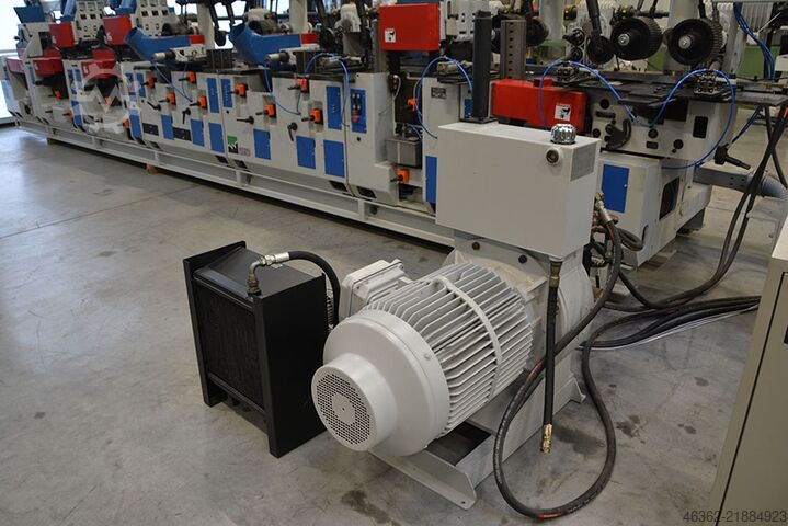 フォルミエ Weinig 200m/min Hydromat Super 30B + Feed system