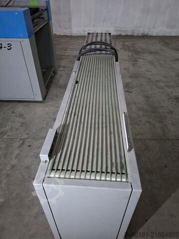 Unicut 740 snitter og pakkemaskin Unigraphica Unicut 740 i S-74-3