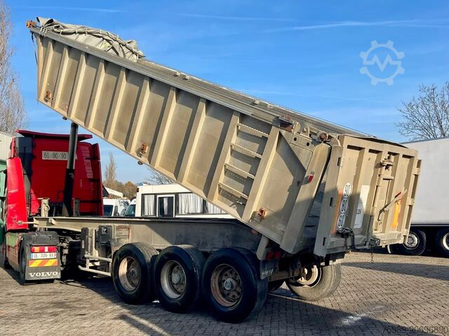 Avfallsbil Benalu 3 axels, spring