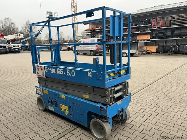 剪式升降台 Genie GS-2032 (8 m)
