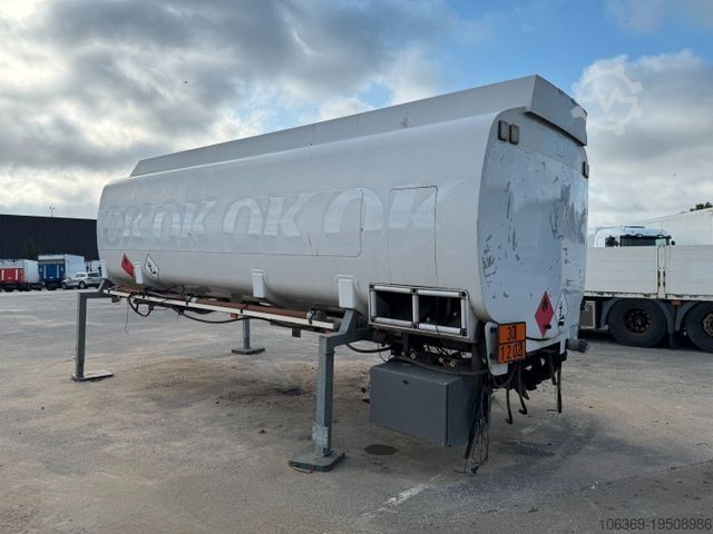 Cisterna kamion  HMK Bilcon 23.800 L ADR Tank